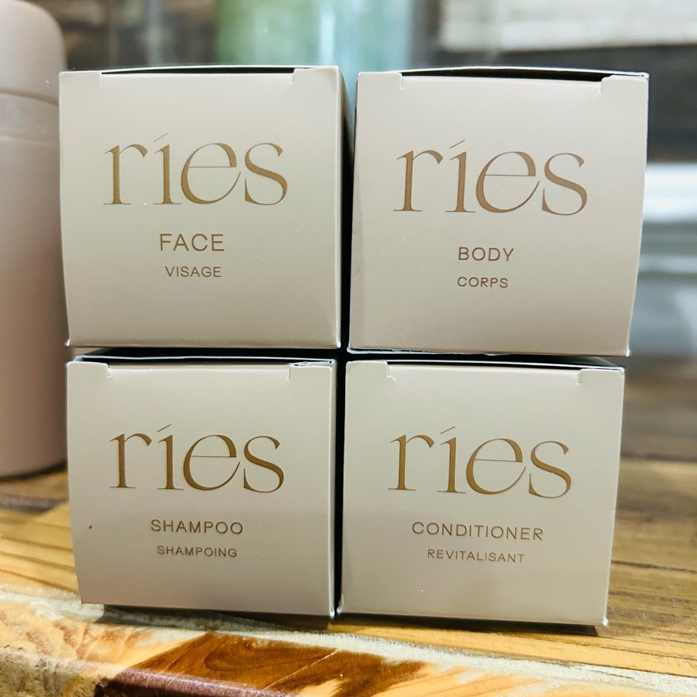 Ries Essential Toiletry Bottles - Picture 4 of 4